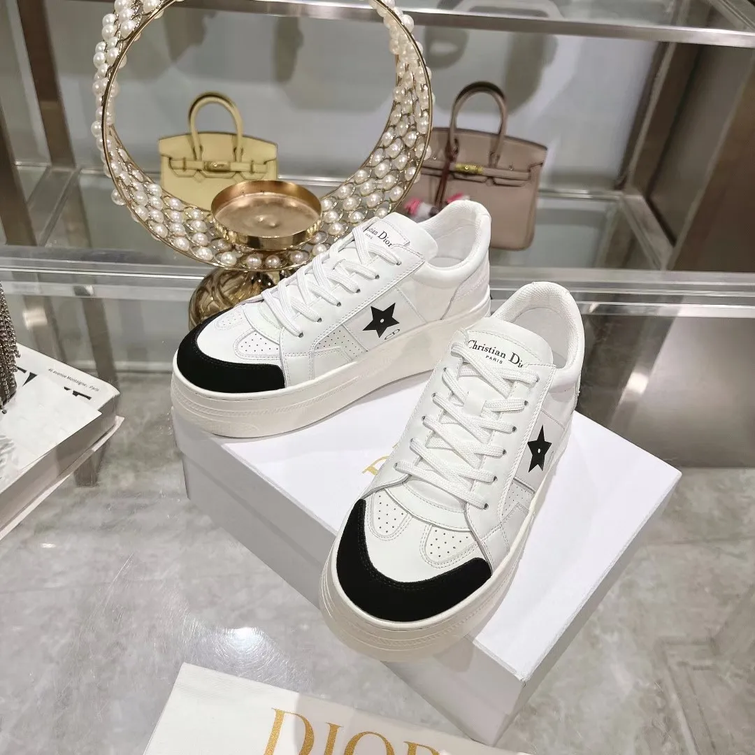 👟👟Ex-factory price 480👟👟 DIOR Dior's new thick-soled sports white shoes, made of first-layer cowhide, breathable mesh inside, sheepskin for foot pads, and lightweight outsole. Size: 35-40 (41 customized)